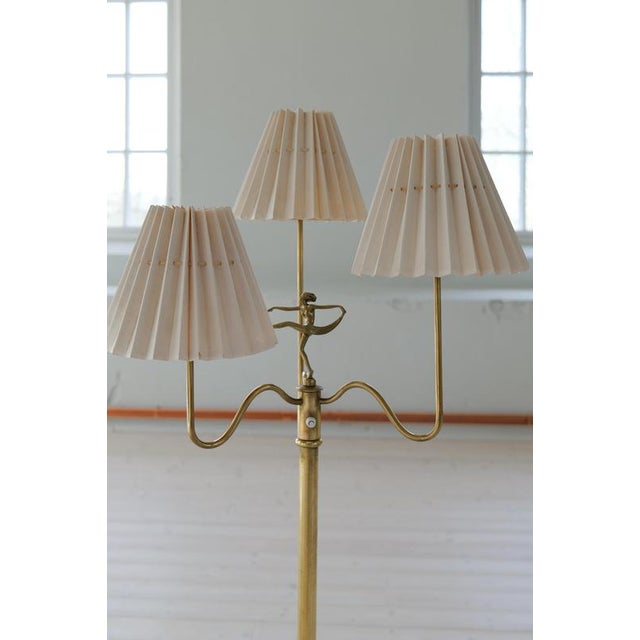 Gold Swedish Grace Floor Lamp in Brass, Sweden, 1940s For Sale - Image 8 of 14