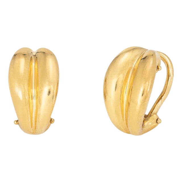 90s Tiffany & Co Small Shrimp Earrings Vintage 18k Yellow Gold Signed Huggies, A Pair For Sale