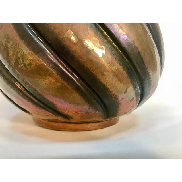 Mid-Century Modern Italian Wrought Copper Cachepot or Vase by Egidio Casagrande for Borgo Valsugana, 1950s For Sale - Image 3 of 12