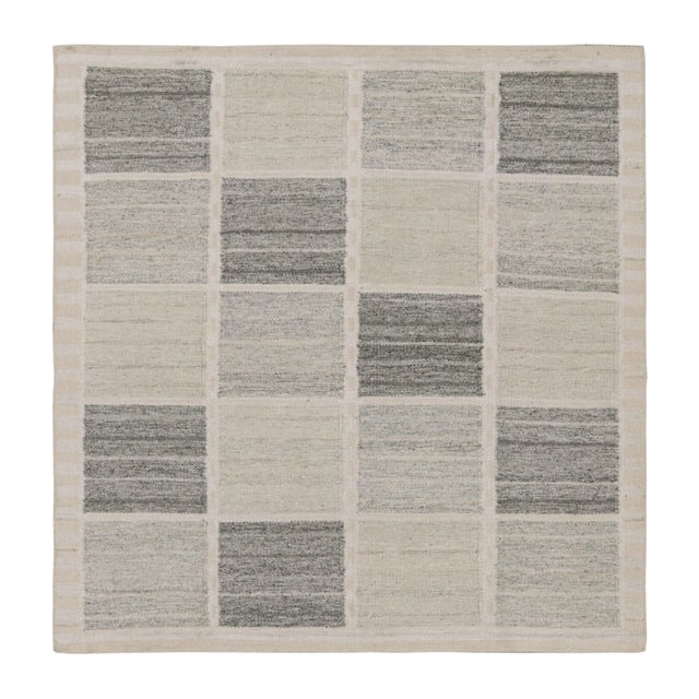 Gray Rug & Kilim’s Scandinavian Style Kilim and Square Rug in Gray Geometric Patterns For Sale - Image 8 of 8