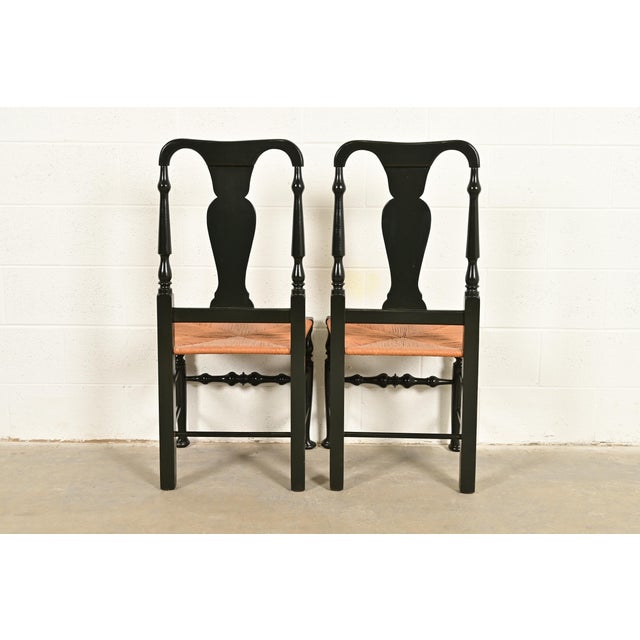 Eldred Wheeler Queen Anne Black Lacquered Side Chairs or Dining Chairs With Rush Seats, Pair For Sale - Image 11 of 13