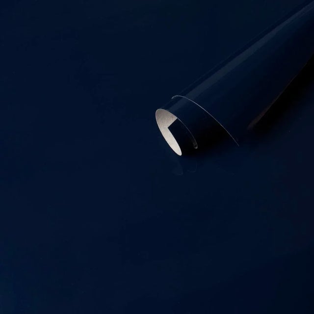 Contemporary SAMPLE - Schumacher Ace Faux Lacquer Performance Vinyl Wallpaper In Navy For Sale - Image 3 of 4