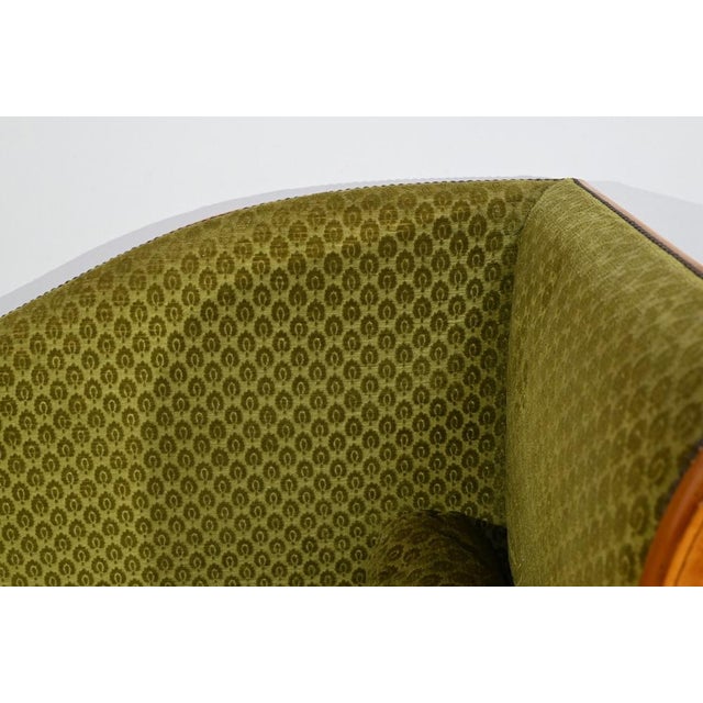 Charles X Chaise Longue in Maple, Early 19th Century For Sale - Image 15 of 18