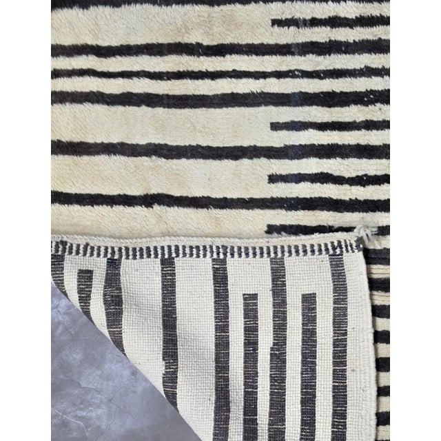 2020s Contemporary Beni Mrirt Wool Rug - 7.5 X 4.2 Ft For Sale - Image 5 of 6