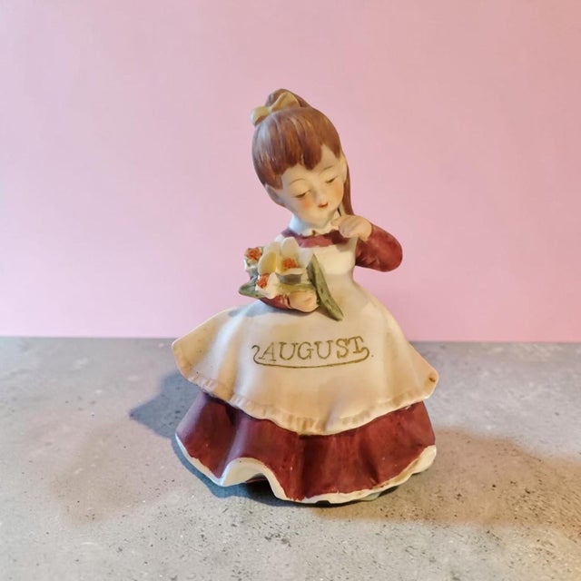 Lefton Vintage Geo. Z. Lefton August Birthday Girl Figurine Kw4200 – Hand-Painted Japan For Sale - Image 4 of 7
