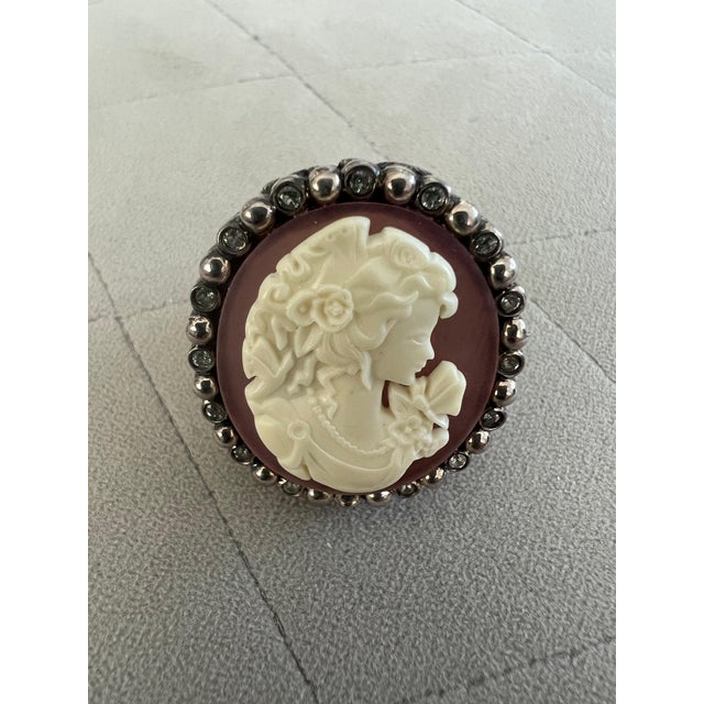 Miriam Salat Cameo Sterling Silver Ring with White Topaz and Resin For Sale - Image 4 of 6