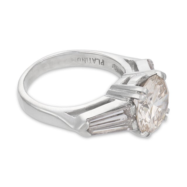1960s Mid Century Gia 2.89 Carat Diamond Platinum Engagement Ring, Size 6 For Sale - Image 4 of 8