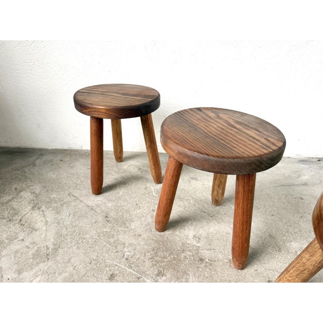 1960s Vintage Tripod Stools in Beech, 1960s, Set of 3 For Sale - Image 5 of 10