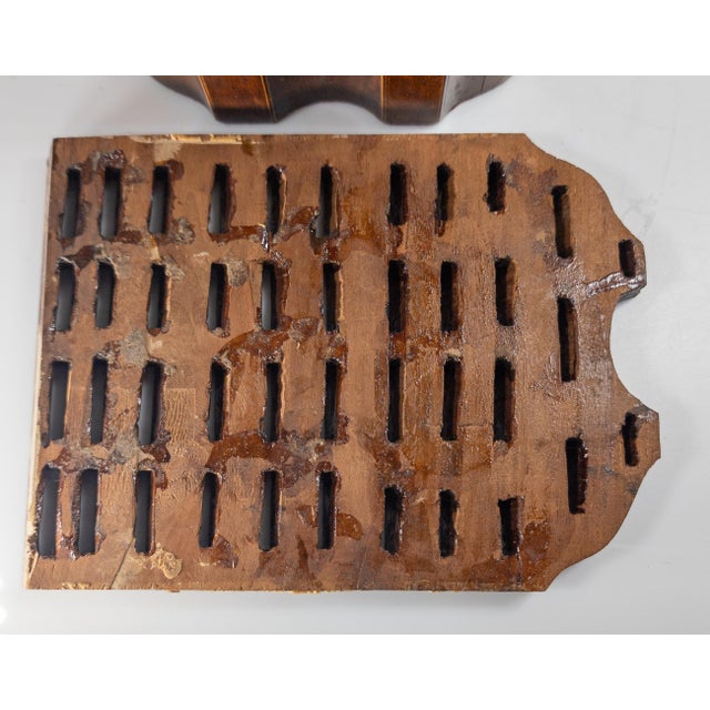 18th Century English Georgian Mahogany Knife Box With Rose Inlay For Sale - Image 14 of 16