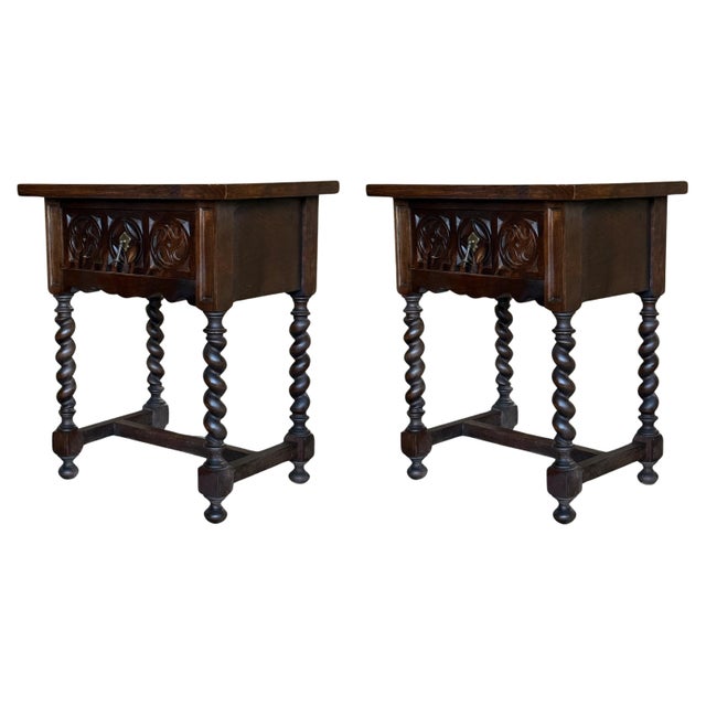 Mid 19th Century Pair of Dark Carved Spanish Nightstands with Drawer For Sale - Image 15 of 18