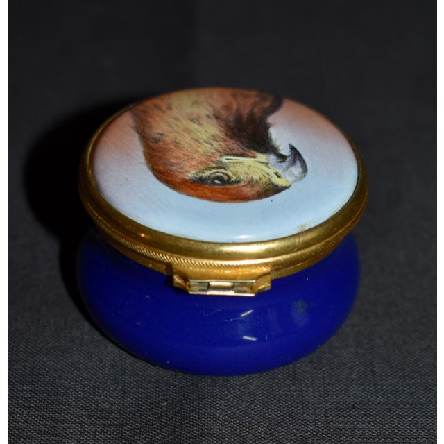 VTg. Ashley Enamel's Trinket Box Hand Painted Kestrel Hawk Bird of Prey Blue For Sale In Philadelphia - Image 6 of 11