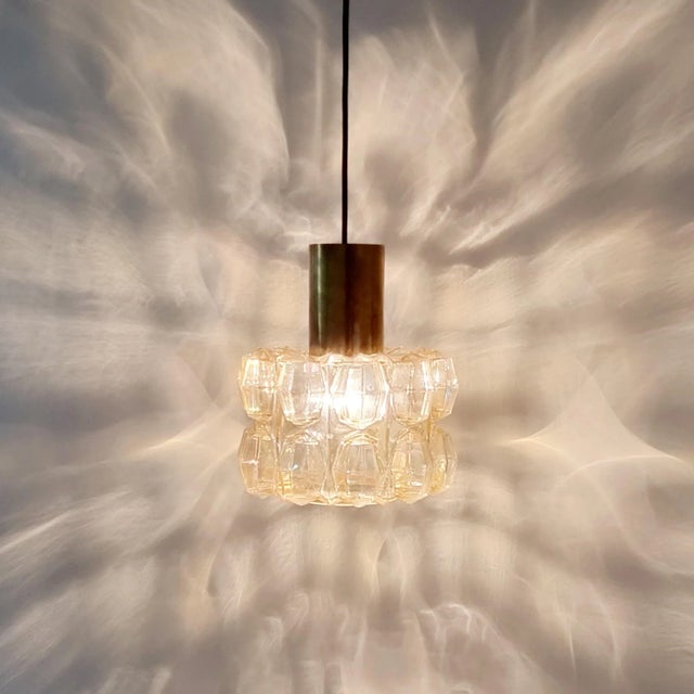 Metal Mid Century Amber Diamond Glass Pendant by Helena Tynell for Limburg, Germany, 1960s For Sale - Image 7 of 9