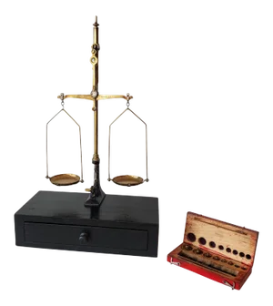 19th Century W&t Avery Jewelry Balance Scale With Weights