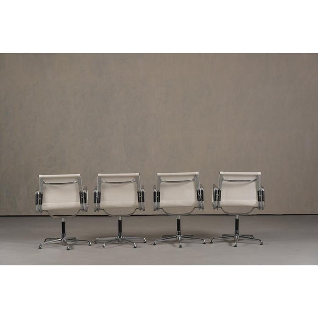1990s EA 108 Chair by Charles and Ray Eames for Vitra, Germany, 1990s For Sale - Image 5 of 15