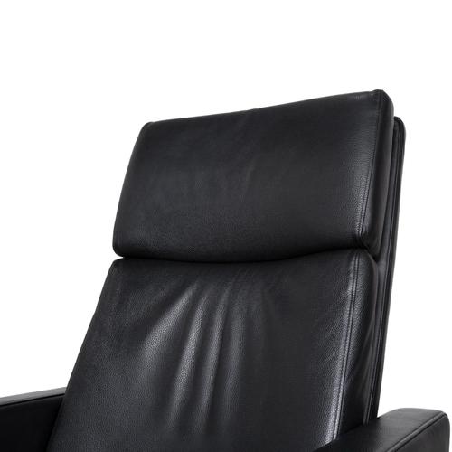 Black Black Leather Ego Armchair with Manual Function from Rolf Benz For Sale - Image 8 of 15