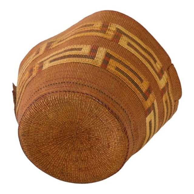 Antique Southwest Native American Pima Hand Woven Basket Unsigned 1900 For Sale - Image 4 of 4