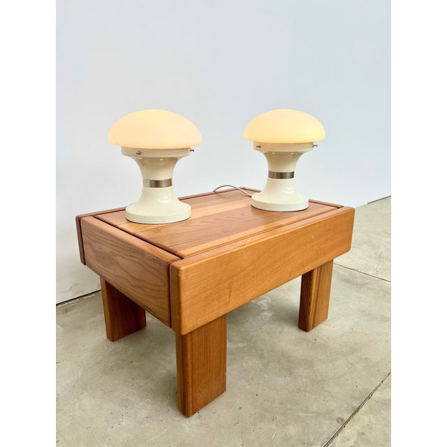Cream Mushroom Lamps in White Opaline Glass and Lacquered Metal, 1970s, Set of 2 For Sale - Image 8 of 11