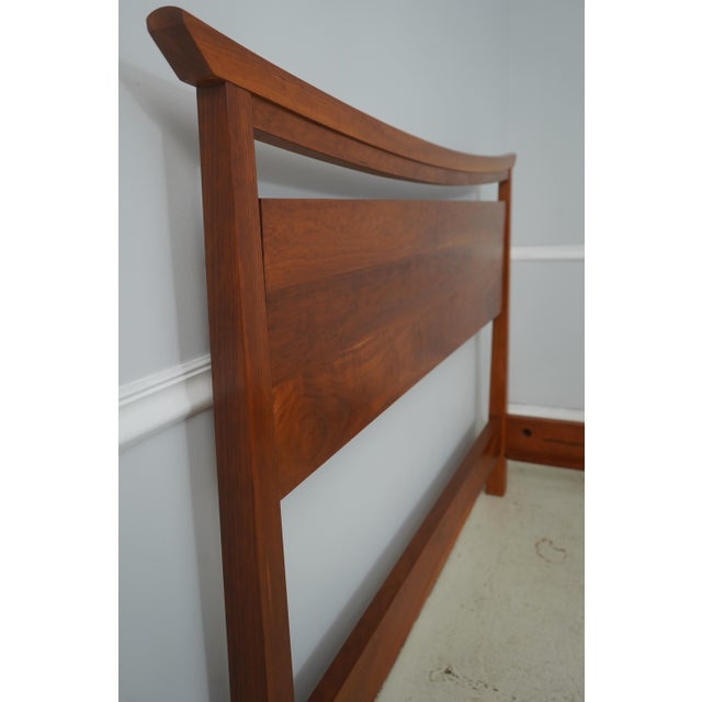 Traditional Thomas Moser Queen Size Cherry Bed For Sale - Image 3 of 16