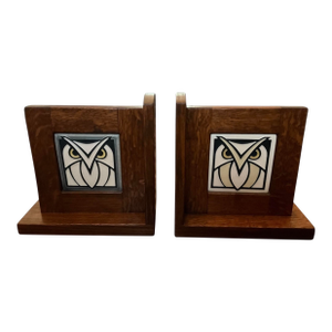 Pair of Motawi Oak Bookends With Owl Tile Insets