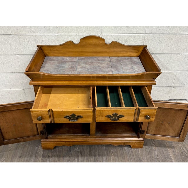 Vintage Garrison Furniture Company Early American Colonial Revival Dry Sink For Sale - Image 16 of 17