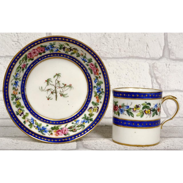 Ceramic Late 18th Century Cup and Saucer (3rd Size) in Porcelain From the Sevres Manufactory For Sale - Image 7 of 9