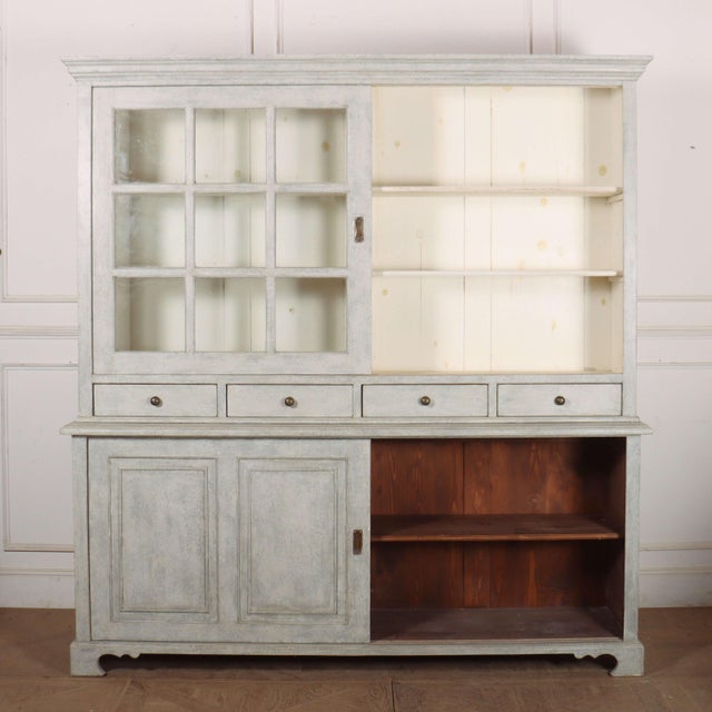 English Painted Kitchen Cupboard in Pine For Sale - Image 9 of 10