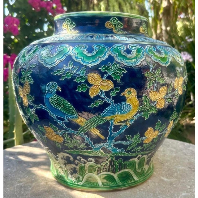 Chinoiserie Rare Ming Dynasty Fahua Ware Globular Jar /Vase Vibrant Bird & Flower Motif For Sale - Image 3 of 18