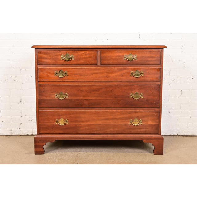 Henkel Harris Georgian Solid Cherry Wood Five-Drawer Dresser or Chest of Drawers, Circa 1960s For Sale - Image 15 of 15