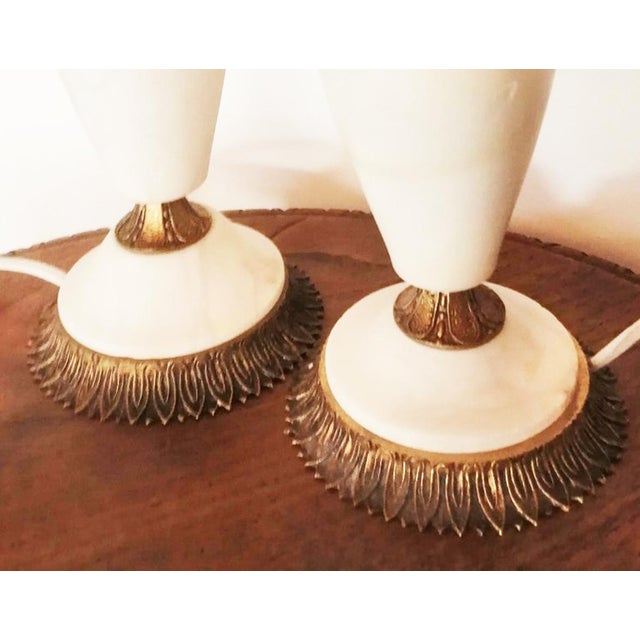 White Marble and Gilded Bronze Table Lamps, 1970s, Set of 2 For Sale - Image 4 of 10