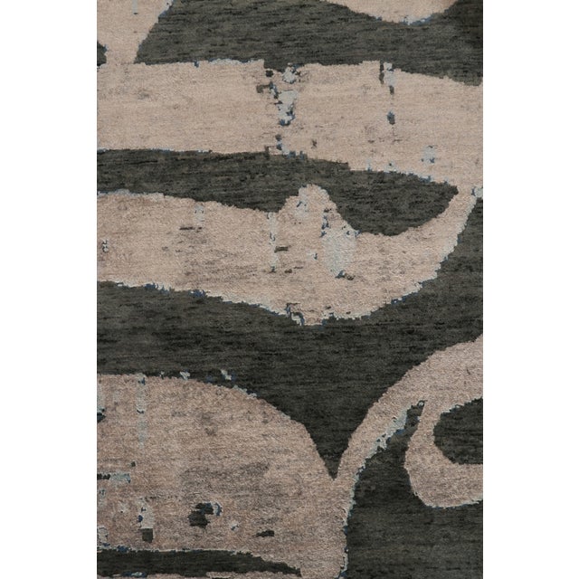 Rug & Kilim Rug & Kilim’s Modern Rug in Beige-Gray and Green Abstract Patterns For Sale - Image 4 of 6