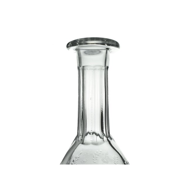 Elevate your collection with this exquisite vintage Rogaska crystal decanter, featuring the Gallia pattern. Crafted with...