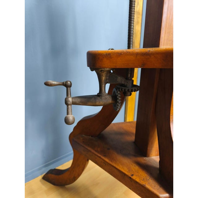 Wood Studio Camera with Original Wooden Stand and Other Accessories, Late 19th Century, Set of 5 For Sale - Image 7 of 18