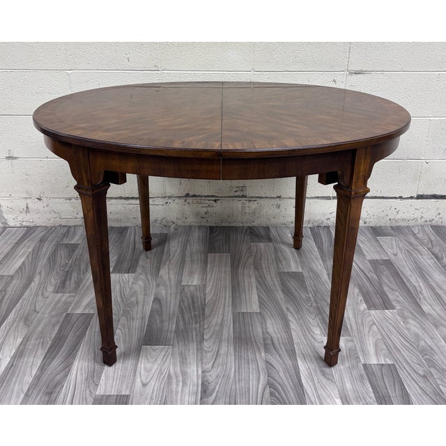 Late 20th Century Vintage Drexel Passage Mahogany Sunburst Veneer Round Extension Dining Table For Sale - Image 5 of 12