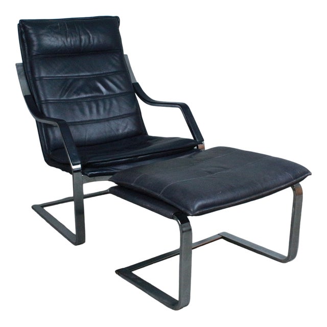 Set of Komet ArtCollection Lounge Chair and Ottoman in Steel and Leather by Rudolph Glatzl for Dreipunkt, 1990s. For Sale