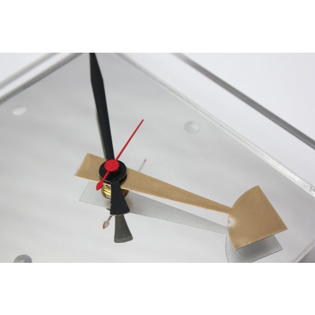 Vintage Lucite Free-Standing Mantle Clock For Sale - Image 11 of 13