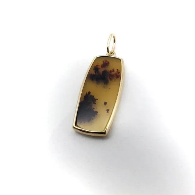 Contemporary 14K Gold Landscape Agate Pendant For Sale - Image 3 of 4