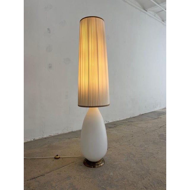 White Floor Lamp with Opal Glass Base and Pleated Shade, 1960s For Sale - Image 4 of 11