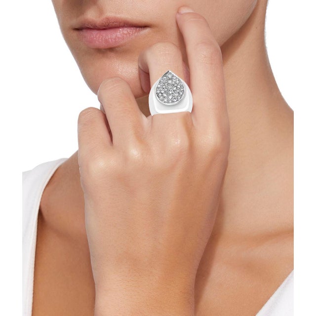 4.2 Carat Pave Diamonds Unisex Cocktail Ring 34 Grams 14 Karat White Gold Estate For Sale - Image 4 of 18