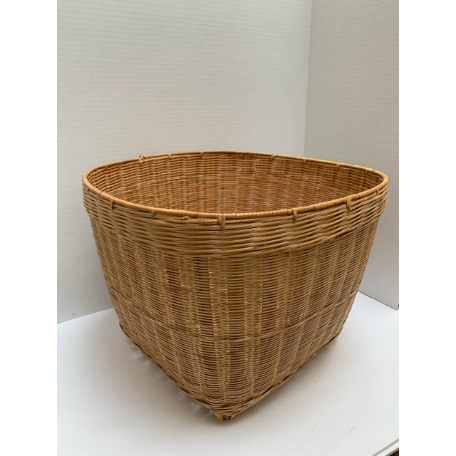 Chinoiserie Vintage Rustic Asian Tan Wood Wicker Basket For Sale - Image 3 of 5
