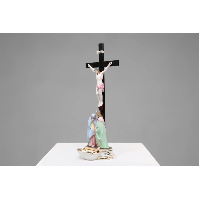 Black Holy Water Font in Porcelain with Crucifix from Vieux Andenne, Belgium, 20th Century For Sale - Image 8 of 11