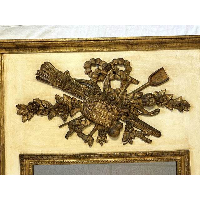 Early 1900's Gilt Wood Trumeau Mirror With Floral Basket Relief Made in Italy For Sale - Image 12 of 13