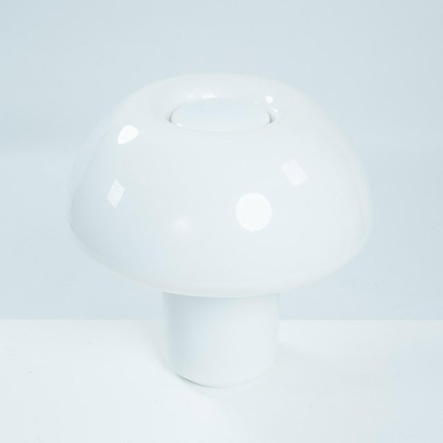 Mushroom Table Lamp by Elio Martinelli for Martinelli Luce, 1960s For Sale - Image 6 of 16