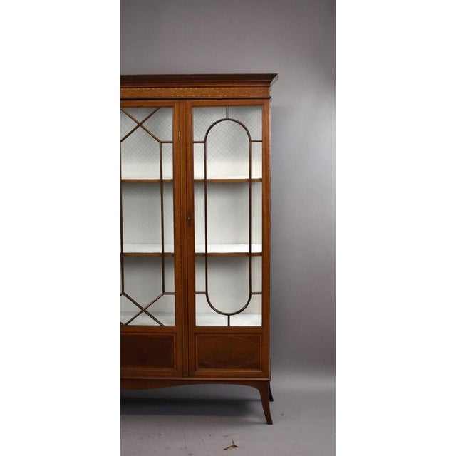 Edwardian Mahogany Inlaid Display Cabinet, 1910 For Sale - Image 4 of 13