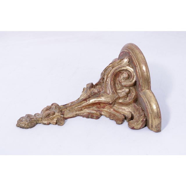 1950s Pair Italian Gilt Wood Gold Finish Wall Bracket Shelves For Sale - Image 5 of 12