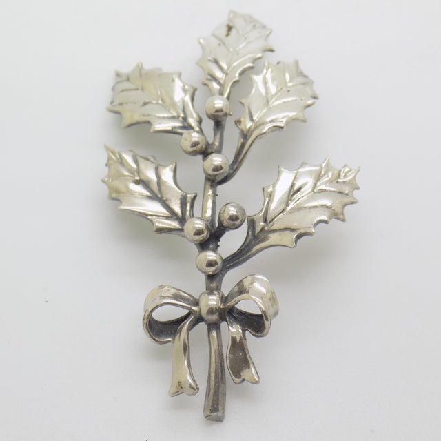 Italian Vintage Italian Handmade Genuine Silver Real Life Size Holly Christmas Decoration Figurine Miniature, Made in Arezzo (Tuscany, Italy) For Sale - Image 3 of 8