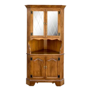 1980s Ethan Allen Heirloom Nutmeg Maple Corner Etagere or China Cabinet (10-6046)