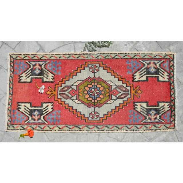 1970s Hand Knotted Door Mat, Entryway Rug, Bath Mat, Kitchen Decor, Small Rug, Turkish Rug - 1'7" X 3'3" For Sale - Image 5 of 5