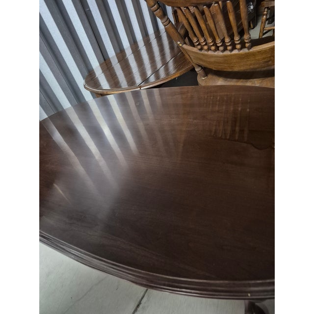 Late 20th Century Pennsylvania House Style Oval Cherry Queen Anne Coffee Table For Sale - Image 10 of 14