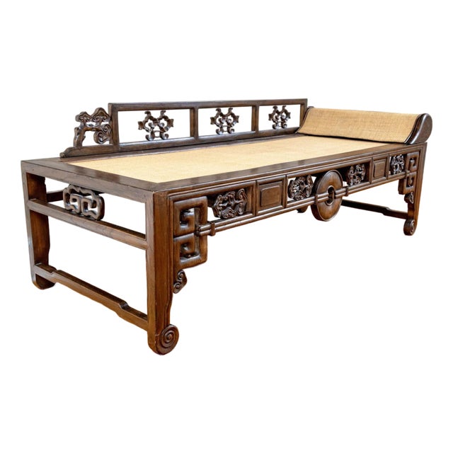 Chinese Ming Style Elm Kang Daybed / Opium Couch, Late Qing c.1890–1920 For Sale