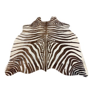 5ft 1in × 5ft 8in Zebra Printed Hair on Hide Area Rug For Sale